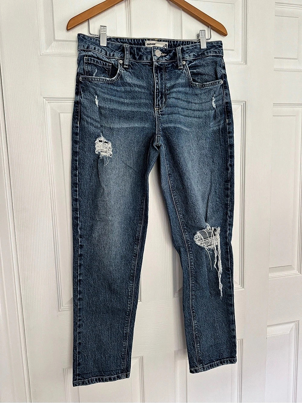 Garage Distressed Blue Jeans Size 9